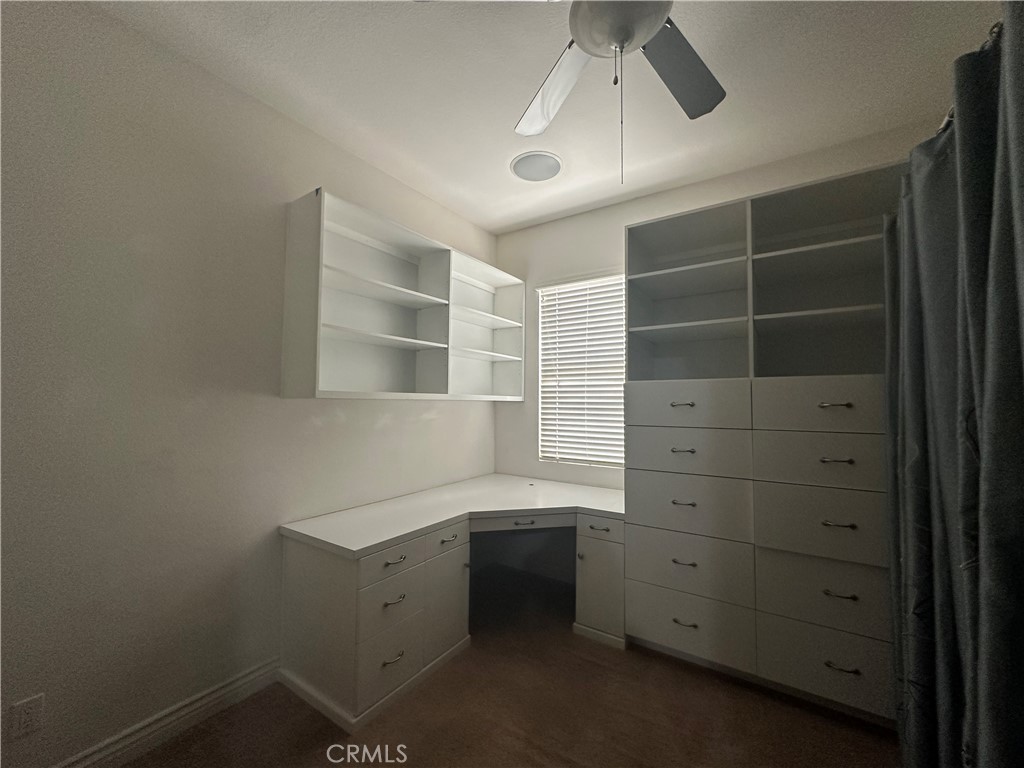 https://media.crmls.org/medias/4b6606fa-b163-46ea-88f0-5ae1ae7c1fea.jpg?preset=X-Large