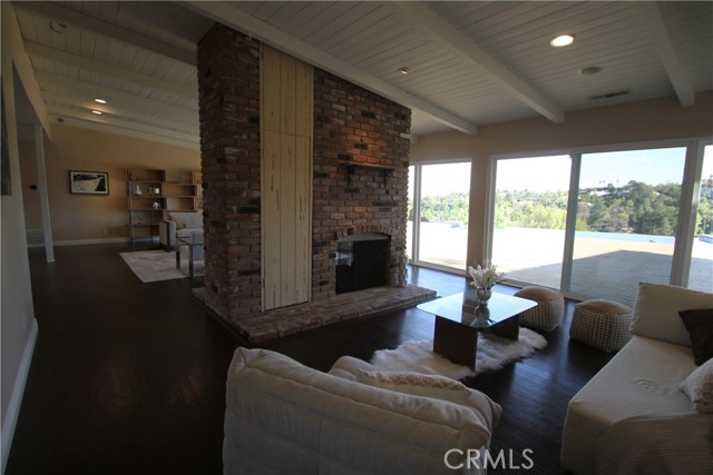 Image 4 of 30 For 20216 Delita Drive