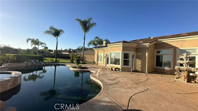 4069 Nancy Circle, Corona CA: https://media.crmls.org/medias/4b66c884-74c6-46a3-b2d4-c8f90fc50d42.jpg