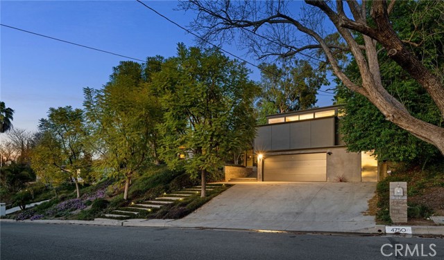 Detail Gallery Image 50 of 51 For 4750 Poe Ave, Woodland Hills,  CA 91364 - 4 Beds | 4 Baths