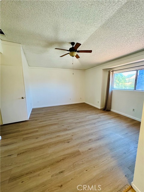 Detail Gallery Image 9 of 16 For 38252 La Loma Ave, Palmdale,  CA 93551 - 3 Beds | 3 Baths
