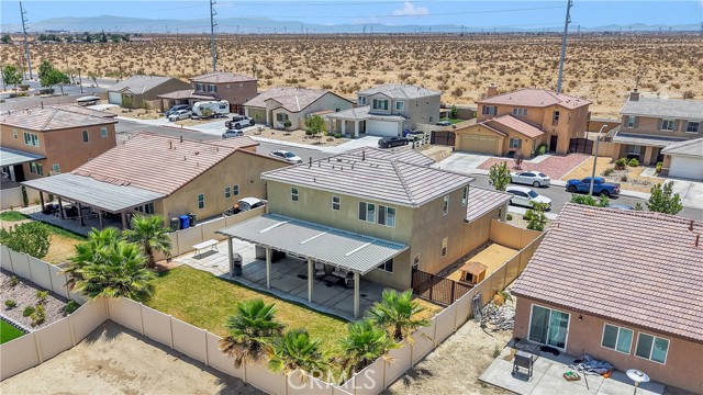 10562 Chevron Court, Adelanto CA: https://media.crmls.org/medias/4b67f306-41c7-4d10-9d2a-654182316215.jpg