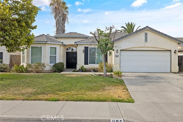 Detail Gallery Image 1 of 1 For 925 W Orange St, Hanford,  CA 93230 - 3 Beds | 2 Baths