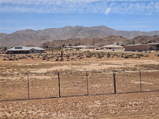 14825 Pela Road, Apple Valley, CA, 92307 14825 Pela Road, Apple Valley, CA, 92307