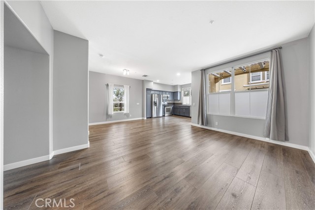 Detail Gallery Image 3 of 37 For 1108 Terra Bella, Irvine,  CA 92602 - 2 Beds | 2/1 Baths