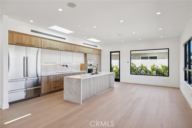 Detail Gallery Image 14 of 57 For 5280 Sanchez, Los Angeles,  CA 90008 - 4 Beds | 4 Baths