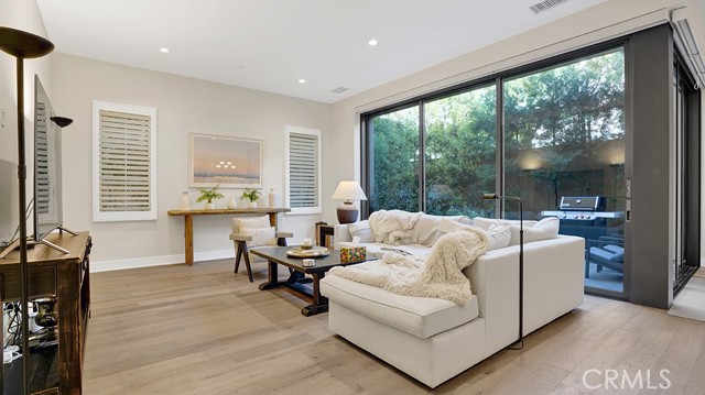 Detail Gallery Image 6 of 46 For 163 Linda Vt, Irvine,  CA 92618 - 4 Beds | 3 Baths