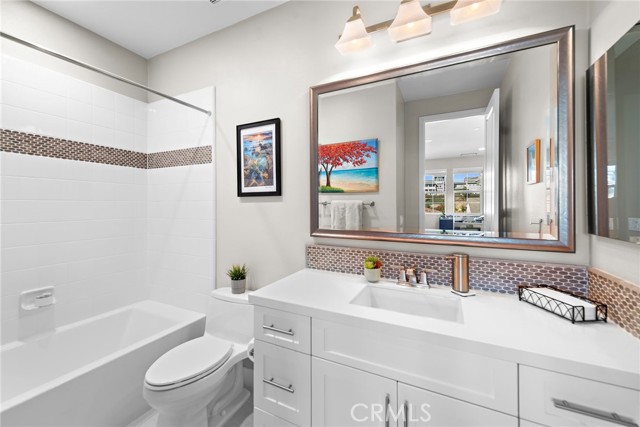 Detail Gallery Image 20 of 59 For 14 Platal St, Rancho Mission Viejo,  CA 92694 - 3 Beds | 3/1 Baths