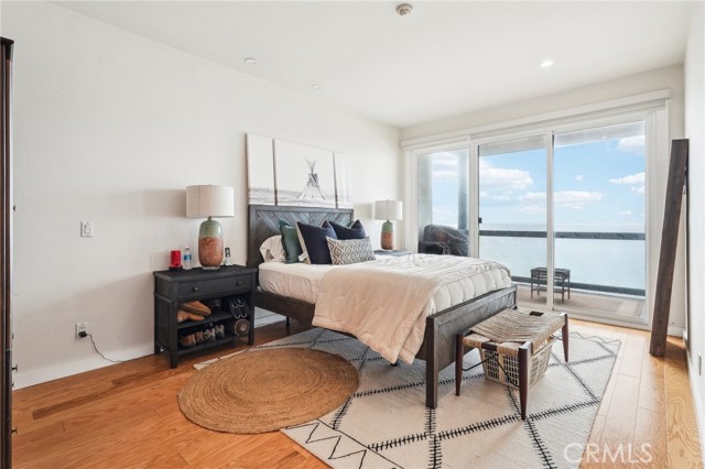 Detail Gallery Image 17 of 42 For 575 Esplanade #205,  Redondo Beach,  CA 90277 - 2 Beds | 2 Baths