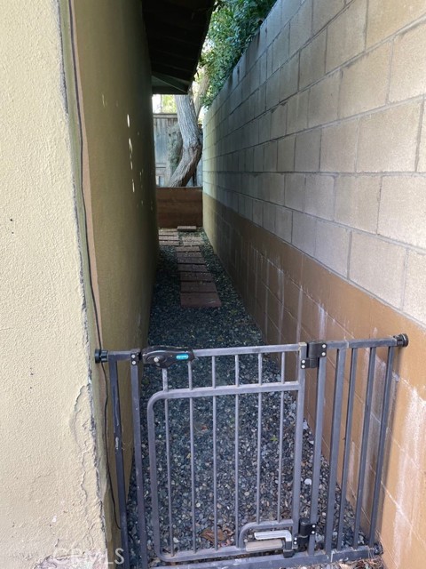 3608 Laurel Avenue, Manhattan Beach, California 90266, 2 Bedrooms Bedrooms, ,1 BathroomBathrooms,Residential,Sold,Laurel,SB21205339