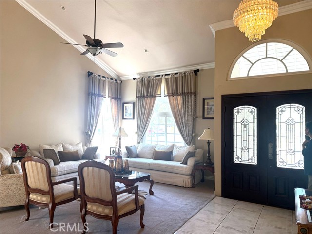 Detail Gallery Image 4 of 43 For 12558 Corellian Ct, Cerritos,  CA 90703 - 4 Beds | 3 Baths