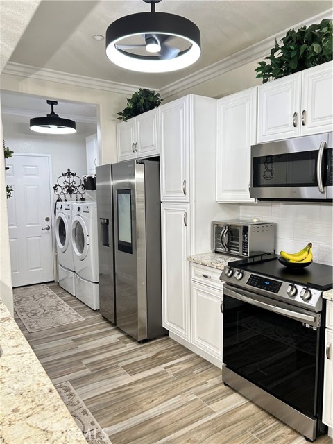 41410 Juniper Street, Murrieta CA: https://media.crmls.org/medias/4b6cde23-1e1f-42f3-b04b-a7280ad2b001.jpg
