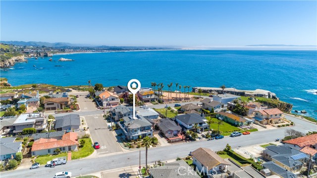 427 Water, Pismo Beach CA: https://media.crmls.org/medias/4b6d729a-952a-4091-aa03-1bbd9d199d82.jpg