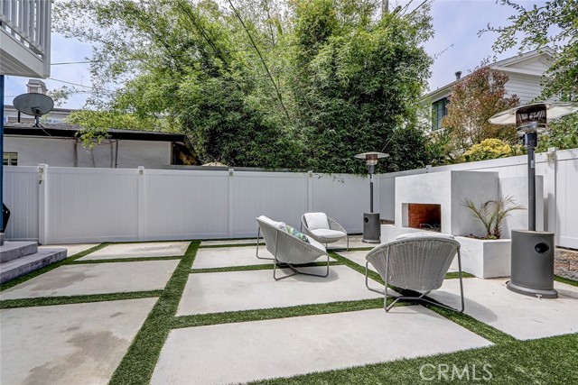 2607 Maple Avenue, Manhattan Beach, California 90266, 5 Bedrooms Bedrooms, ,4 BathroomsBathrooms,Residential,Sold,Maple,SB25178623