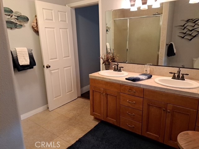 Detail Gallery Image 14 of 61 For 1613 Lassen Way, –,  CA 93222 - 4 Beds | 3 Baths