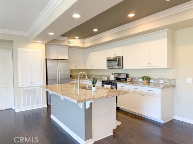 Detail Gallery Image 6 of 43 For 444 Maravilla Ln, Brea,  CA 92823 - 2 Beds | 2 Baths