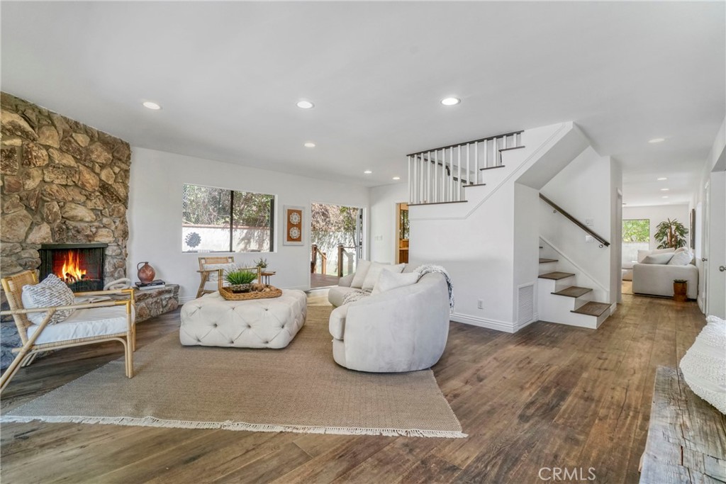 3392 Coy DriveSherman Oaks img 21
