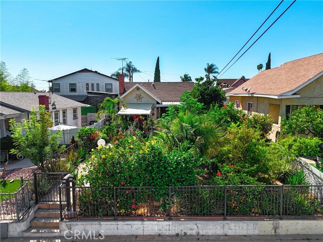 453 455 S Rowan Avenue, Los Angeles CA: https://media.crmls.org/medias/4b6f70e0-e13d-4cb8-b12c-6509f3943bb8.jpg