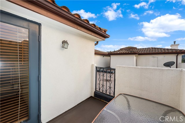 Detail Gallery Image 26 of 33 For 10913 Whipple St #302,  Toluca Lake,  CA 91602 - 2 Beds | 2 Baths