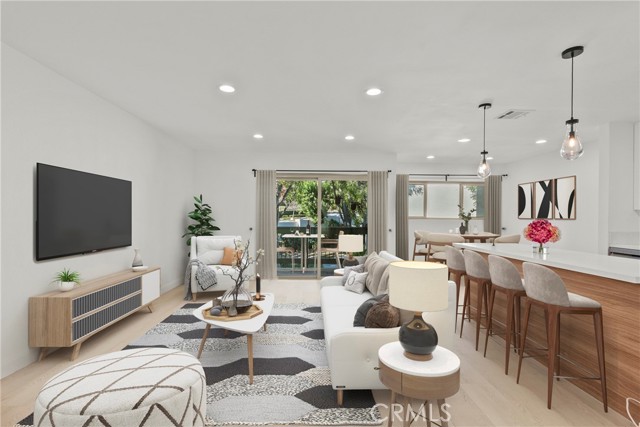 Front Image Thumbnail for CRSR26011849