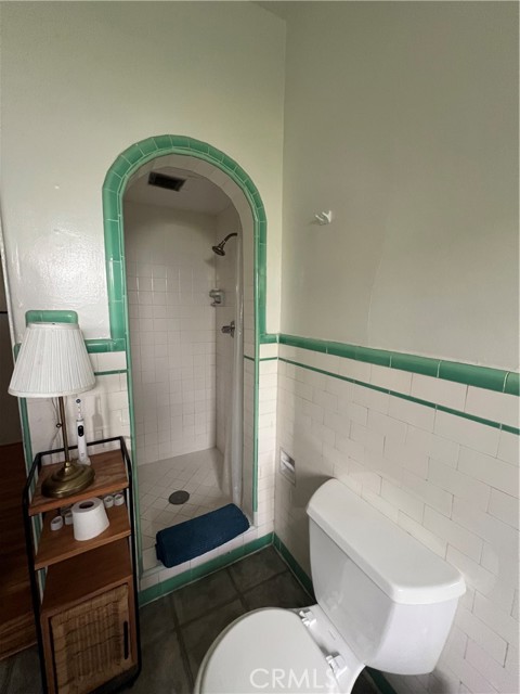 Detail Gallery Image 8 of 24 For 8400 Blackburn, Los Angeles,  CA 90048 - 2 Beds | 2 Baths