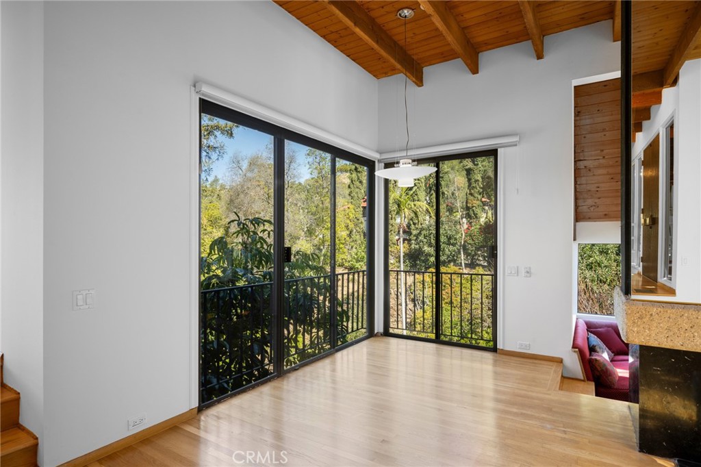 1521 N Columbus Avenue Glendale img 44
