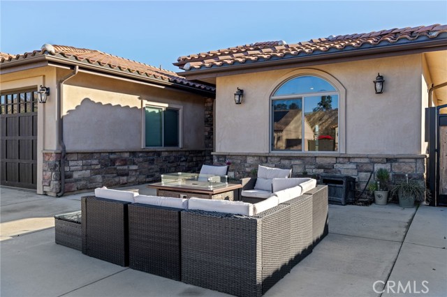 Detail Gallery Image 4 of 69 For 3225 Catalina Pl, Paso Robles,  CA 93446 - 4 Beds | 2/1 Baths