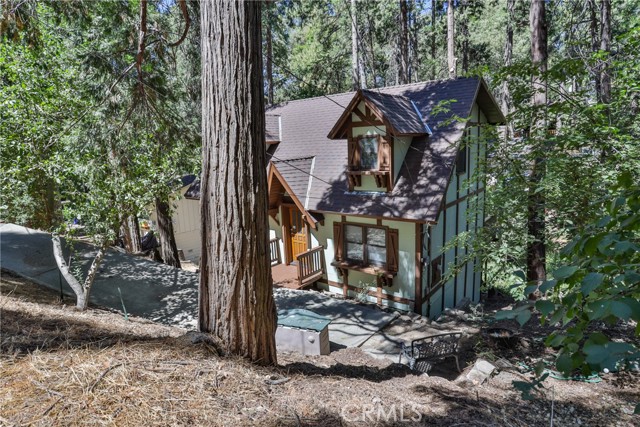 Detail Gallery Image 5 of 42 For 922 Balfrin Dr, Crestline,  CA 92325 - 3 Beds | 2 Baths