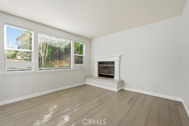 Detail Gallery Image 10 of 35 For 3670 El Encanto, Calabasas,  CA 91302 - 3 Beds | 3 Baths