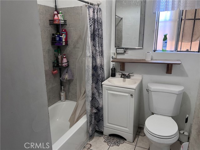 Detail Gallery Image 8 of 14 For 2744 Fairmount St, Los Angeles,  CA 90033 - – Beds | – Baths