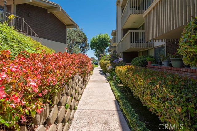 6526 Ocean Crest Drive, Rancho Palos Verdes, California 90275, ,1 BathroomBathrooms,Residential,Sold,Ocean Crest,SB21195231