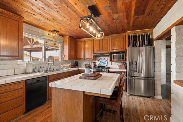 Detail Gallery Image 6 of 49 For 25155 Post Ave, Orland,  CA 95963 - 4 Beds | 2 Baths