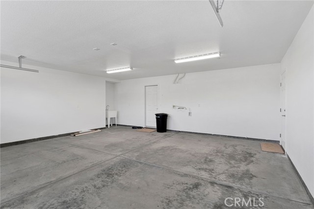 Detail Gallery Image 27 of 63 For 18525 Seaforth, Hesperia,  CA 92345 - 4 Beds | 2/1 Baths