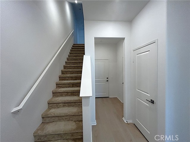 Detail Gallery Image 3 of 34 For 8444 Milk Thistle Ln, Chino,  CA 91708 - 4 Beds | 4 Baths