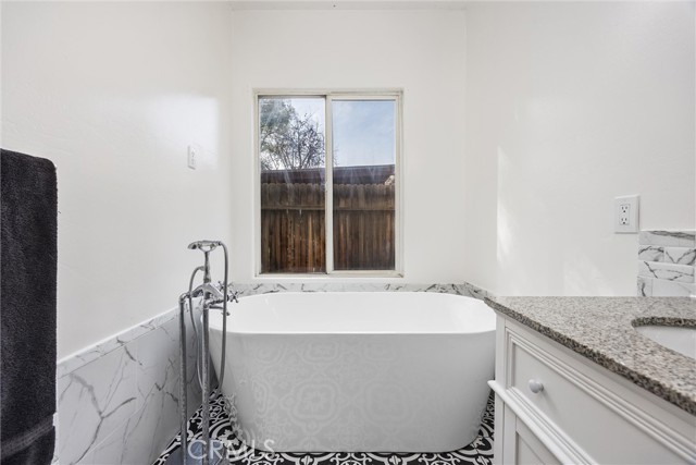 Detail Gallery Image 22 of 39 For 9801 Marby Grange, Bakersfield,  CA 93312 - 4 Beds | 2 Baths