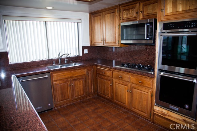 Detail Gallery Image 19 of 38 For 4109 Paseo De Las Tortugas, Torrance,  CA 90505 - 5 Beds | 3/1 Baths