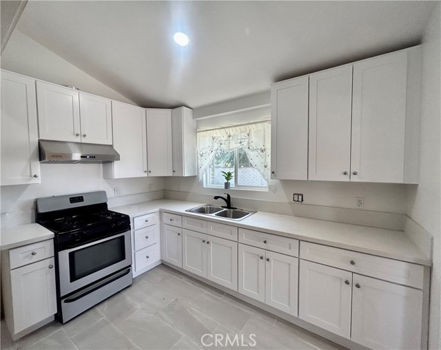 Detail Gallery Image 14 of 19 For 128 130 E 1st, Buttonwillow,  CA 93206 - 5 Beds | 3 Baths