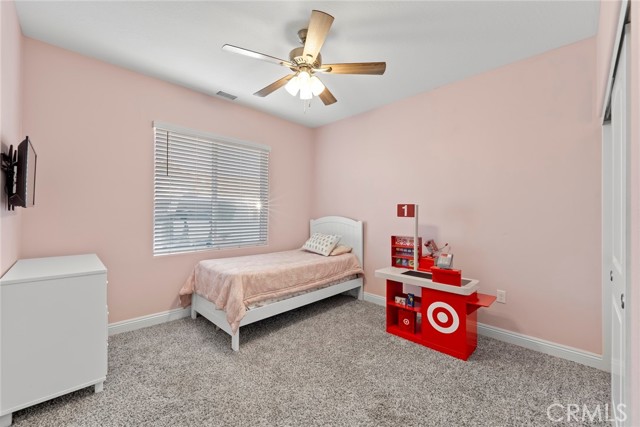 7714 Paisley Avenue, Hesperia CA: https://media.crmls.org/medias/4b781393-b6a5-4d48-972b-2490dd9dff62.jpg