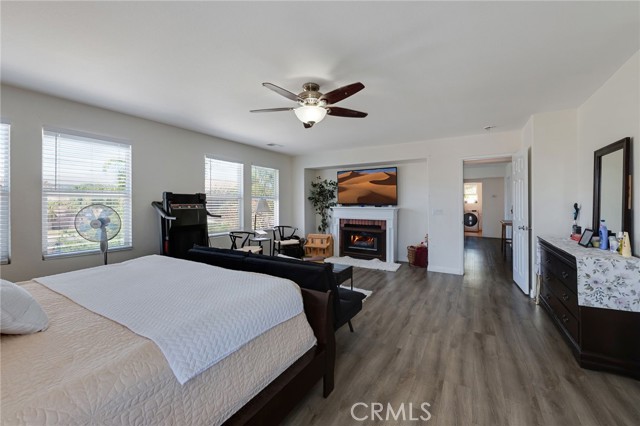 Detail Gallery Image 28 of 34 For 977 Saltbush, Hemet,  CA 92545 - 5 Beds | 2/1 Baths