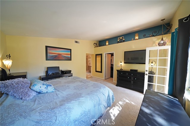 Image 24 of 38 For 27768 Crookshank Drive