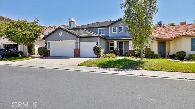 Detail Gallery Image 1 of 63 For 27775 Bottle Brush Way, Murrieta,  CA 92562 - 5 Beds | 3 Baths