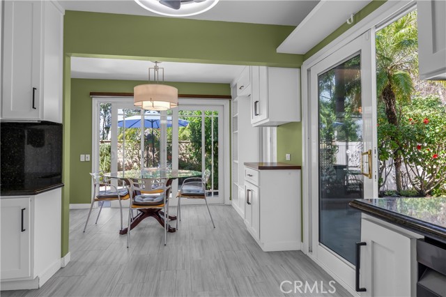 Detail Gallery Image 14 of 61 For 22482 Lake Forest Ln, Lake Forest,  CA 92630 - 4 Beds | 3 Baths