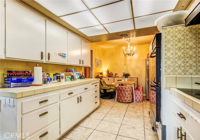 Detail Gallery Image 14 of 27 For 9117 Florence Ave #102,  Downey,  CA 90240 - 3 Beds | 2/1 Baths