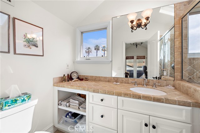 Detail Gallery Image 17 of 20 For 434 1/2 Dahlia Ave, Corona Del Mar,  CA 92625 - 2 Beds | 2/1 Baths