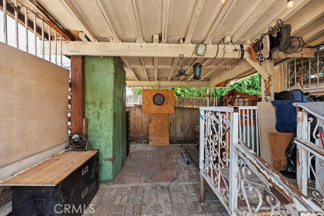 1218 S Sultana Avenue, Ontario CA: https://media.crmls.org/medias/4b7aec16-9750-45d0-9791-08a1082ceda9.jpg
