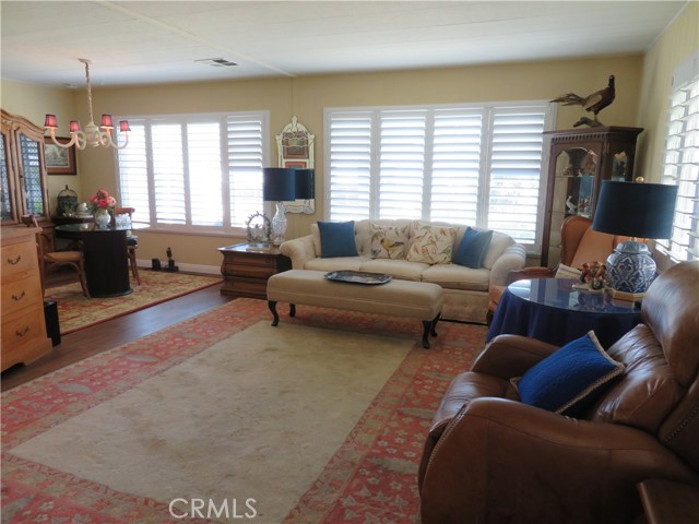 16927 Lake Ridge Way, Yorba Linda CA: https://media.crmls.org/medias/4b7b653a-4f15-48c8-b685-fdd0e8f17a2c.jpg