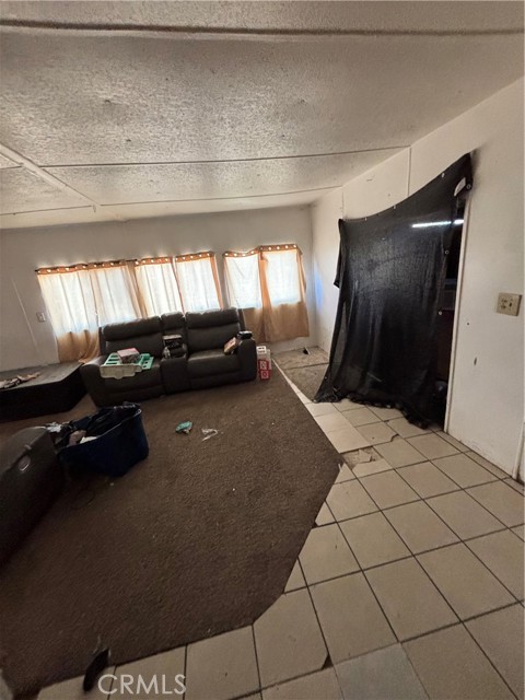 Detail Gallery Image 2 of 14 For 153 Barbara, Perris,  CA 92570 - 2 Beds | 1 Baths