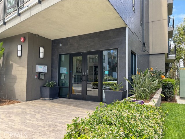 Detail Gallery Image 2 of 45 For 1312 Nolita, Irvine,  CA 92612 - 1 Beds | 1/1 Baths