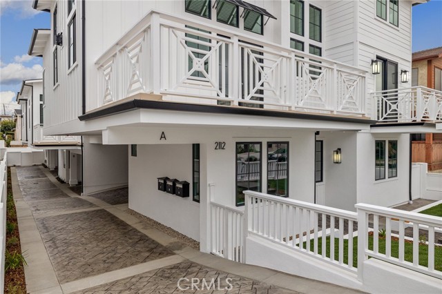 2112 Carnegie Lane, Redondo Beach, California 90278, 4 Bedrooms Bedrooms, ,4 BathroomsBathrooms,Residential,Sold,Carnegie,SB21029708