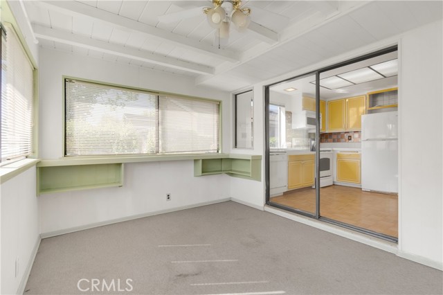 17306 Village 17, Camarillo CA: https://media.crmls.org/medias/4b7e34aa-853a-455f-8a6d-a19244aefed1.jpg